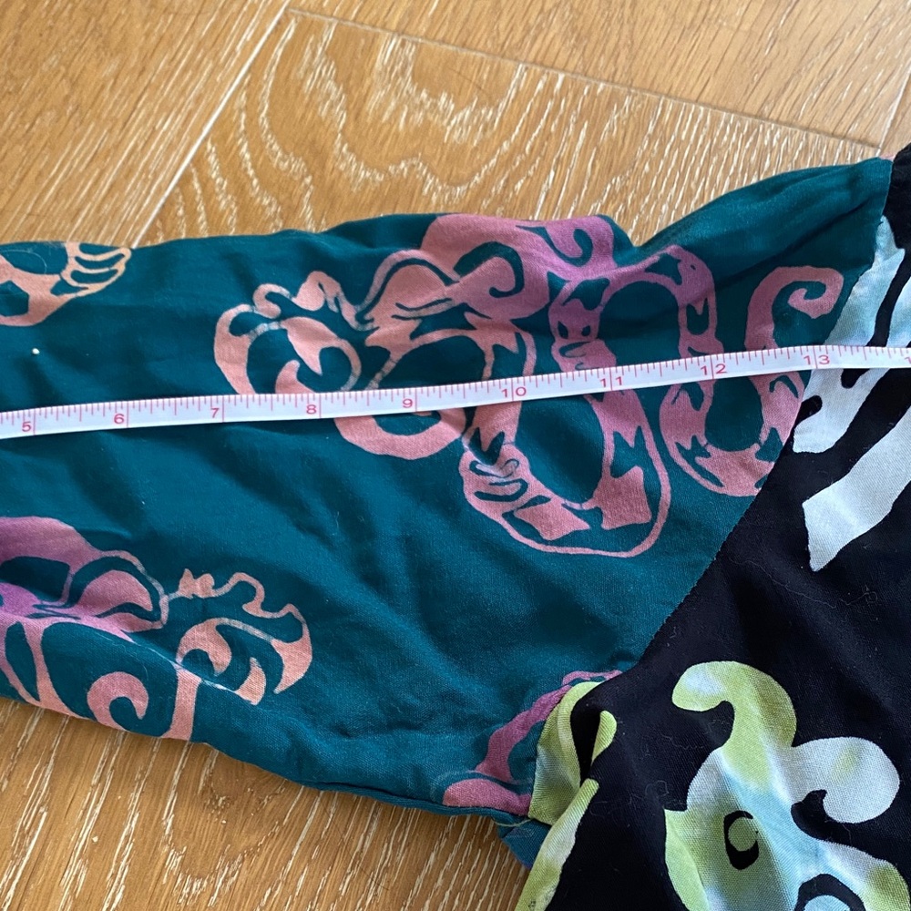 Wild Woman Patterned Top - Picture 4 of 9